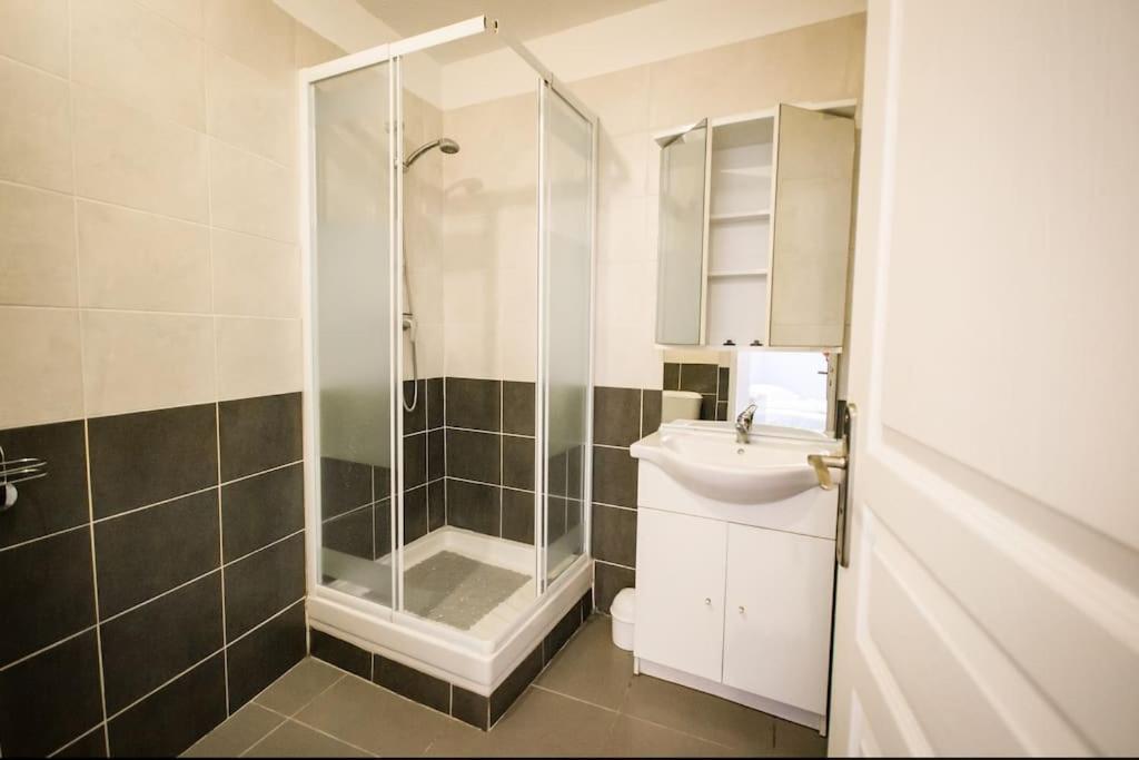 Le Studiozen Yourhosthelper Narbonne Exteriér fotografie